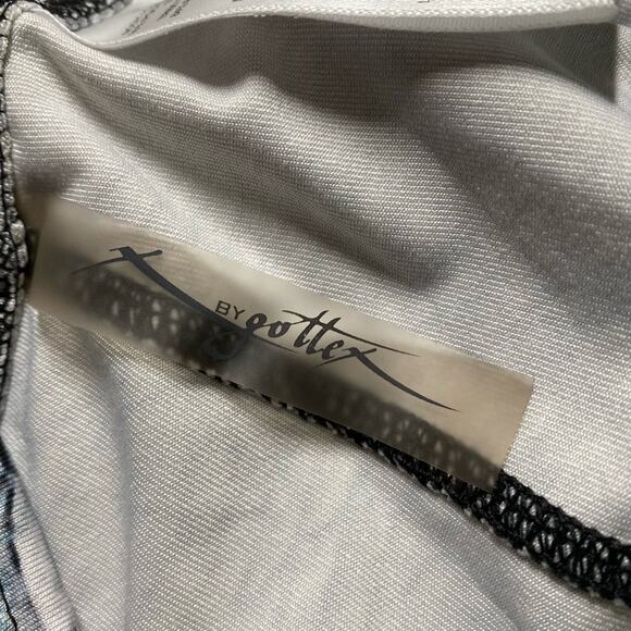 5/$25 X by Gottex Mesh Panel Patterned Pocket Workout Athletic Leggings M Medium - Picture 8 of 9